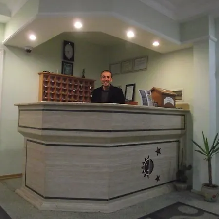 Simus Hotel Side