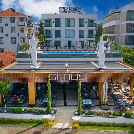 Hotel Golden Star Side