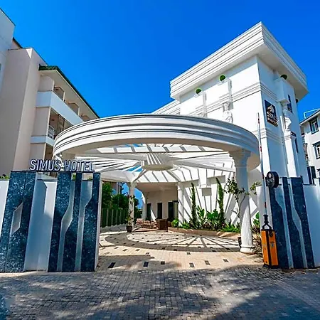 Hotel Simus