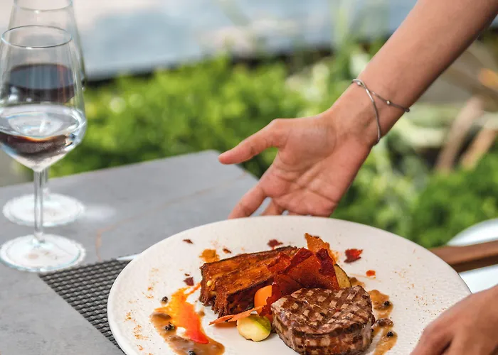 ホテル Simus シダ